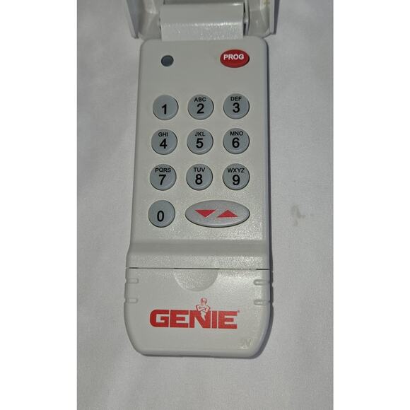 Genie Intellicode Wireless Keyless Keypad Garage Door Opener ACSD1G - Picture 2 of 16